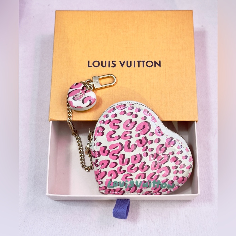 Louis Vuitton Porte Monnaie Coeur Vernis Heart Coin Purse Stephen Sprouse